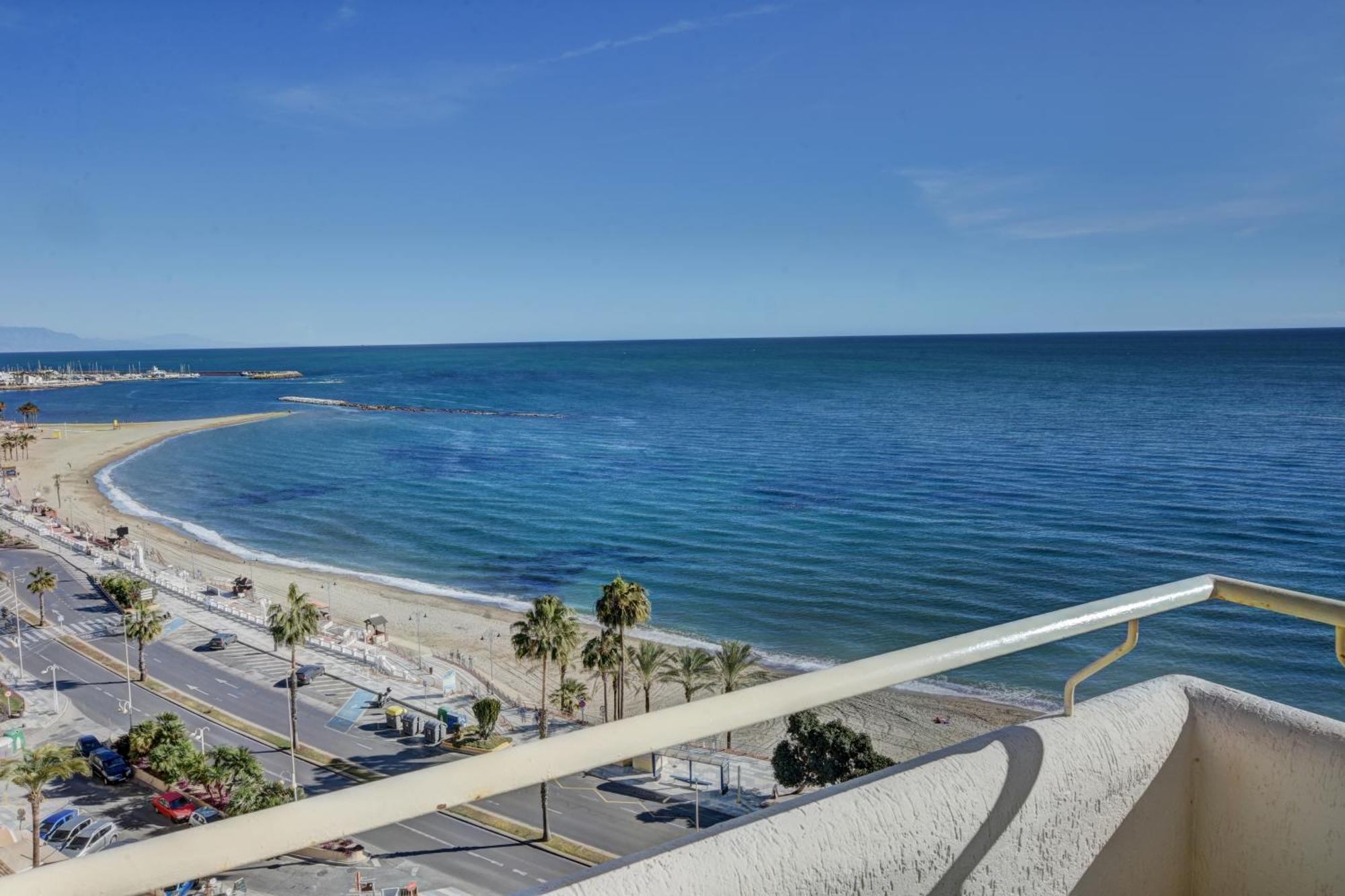 New Sunset Apartment - C&G Benal Beach Benalmadena Luaran gambar